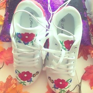 FOREVER Beautiful, Casual shoes